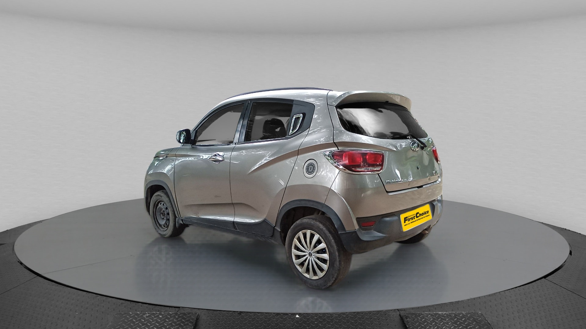 KUV100 image 3 KUV100 image 3