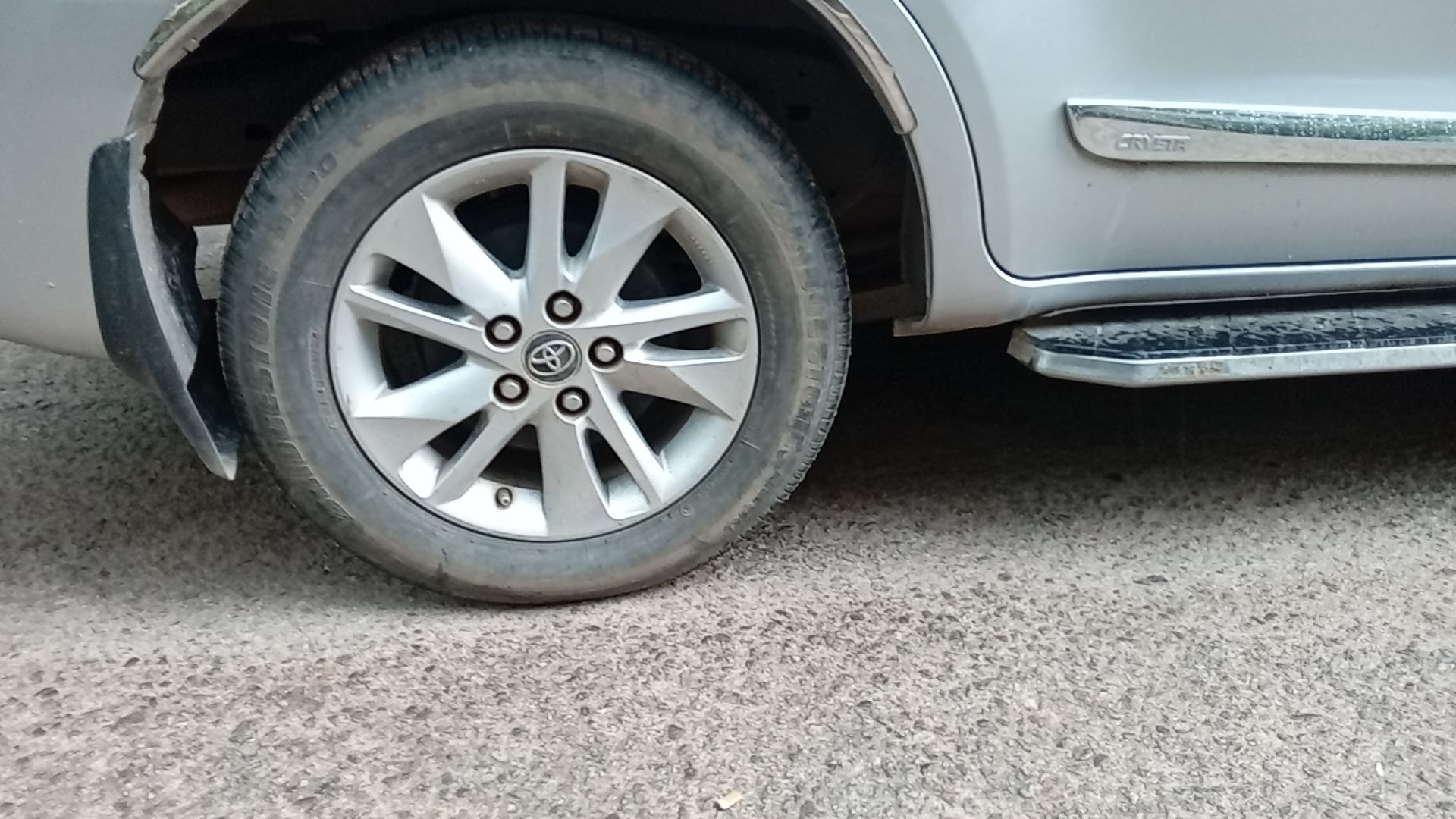 Innova Crysta image 11 Innova Crysta image 11