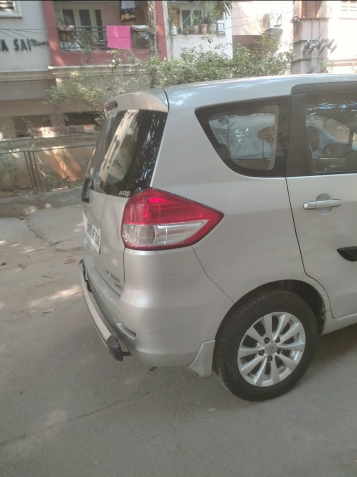 Ertiga image 3 Ertiga image 3