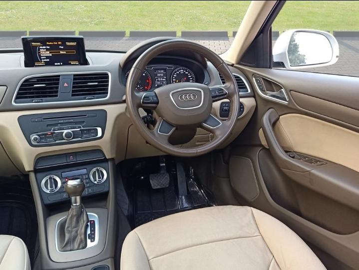 2014 Audi Q3 2.0 TDI quattro Premium Plus Steering 