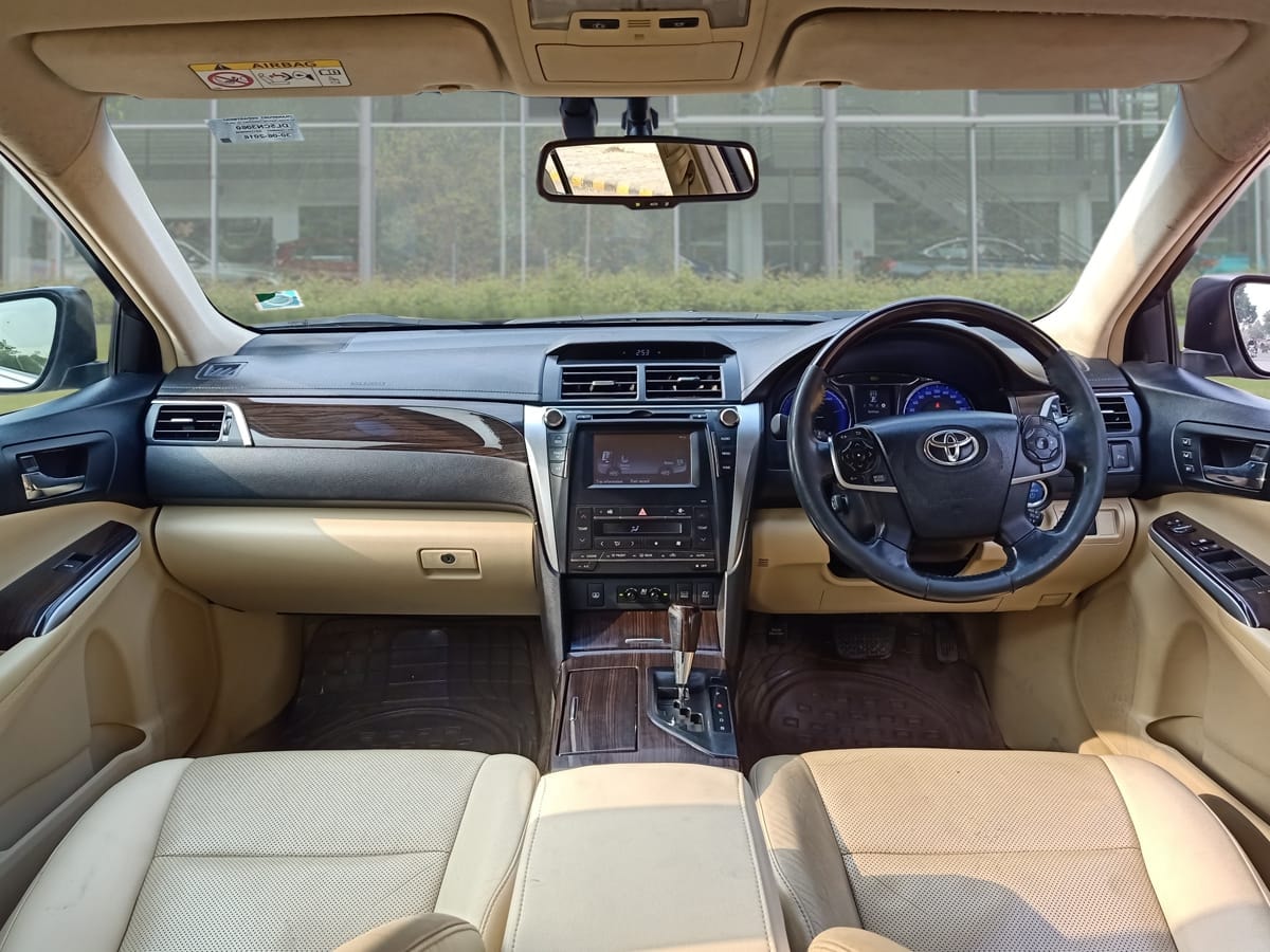 Camry image 12 Camry image 12