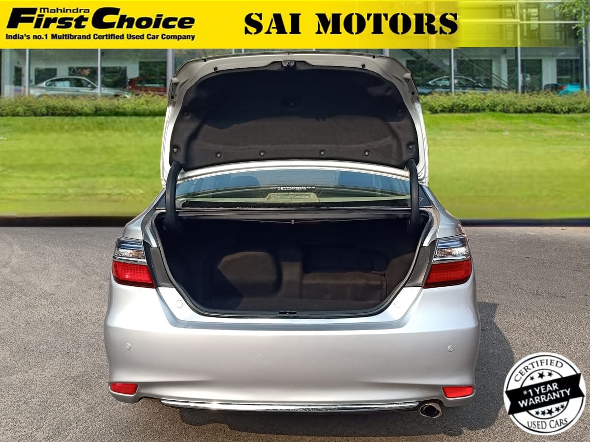 Camry image 10 Camry image 10