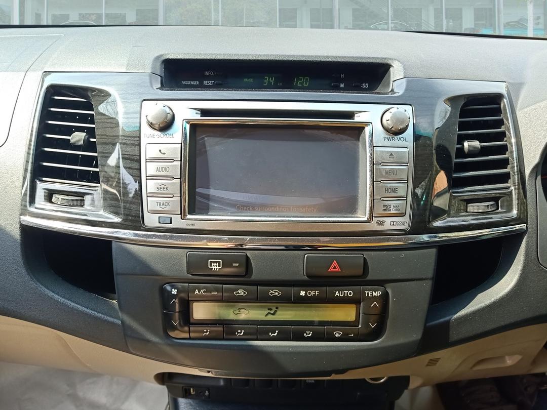 2015 Toyota Fortuner 3.0 4x2 AT Dashboard 