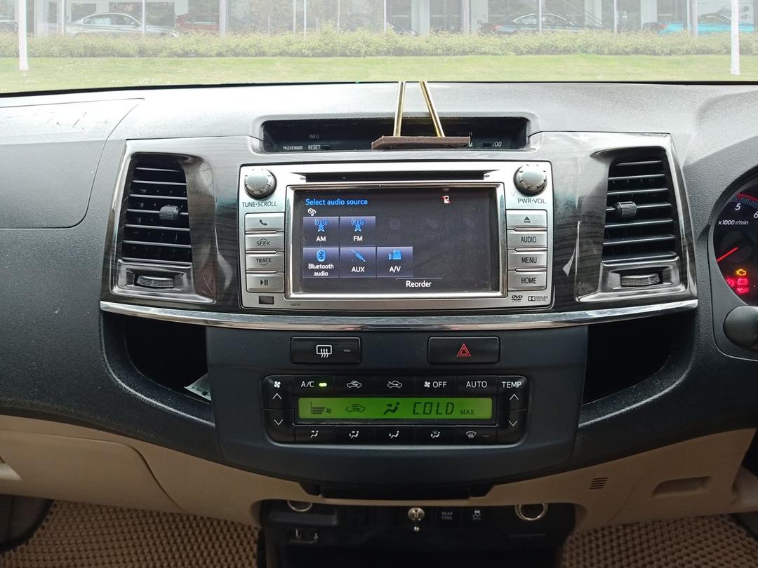 2014 Toyota Fortuner 3.0 4x4 MT Dashboard 