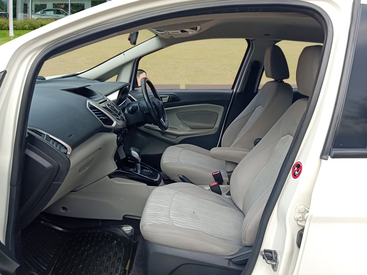 EcoSport image 16 EcoSport image 16