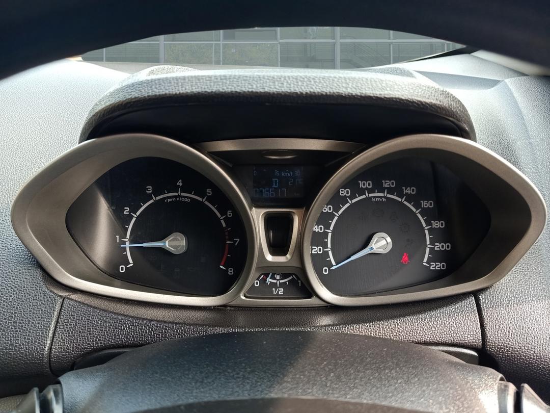 2014 Ford EcoSport 1.5 TiVCT Petrol Titanium AT Odometer 