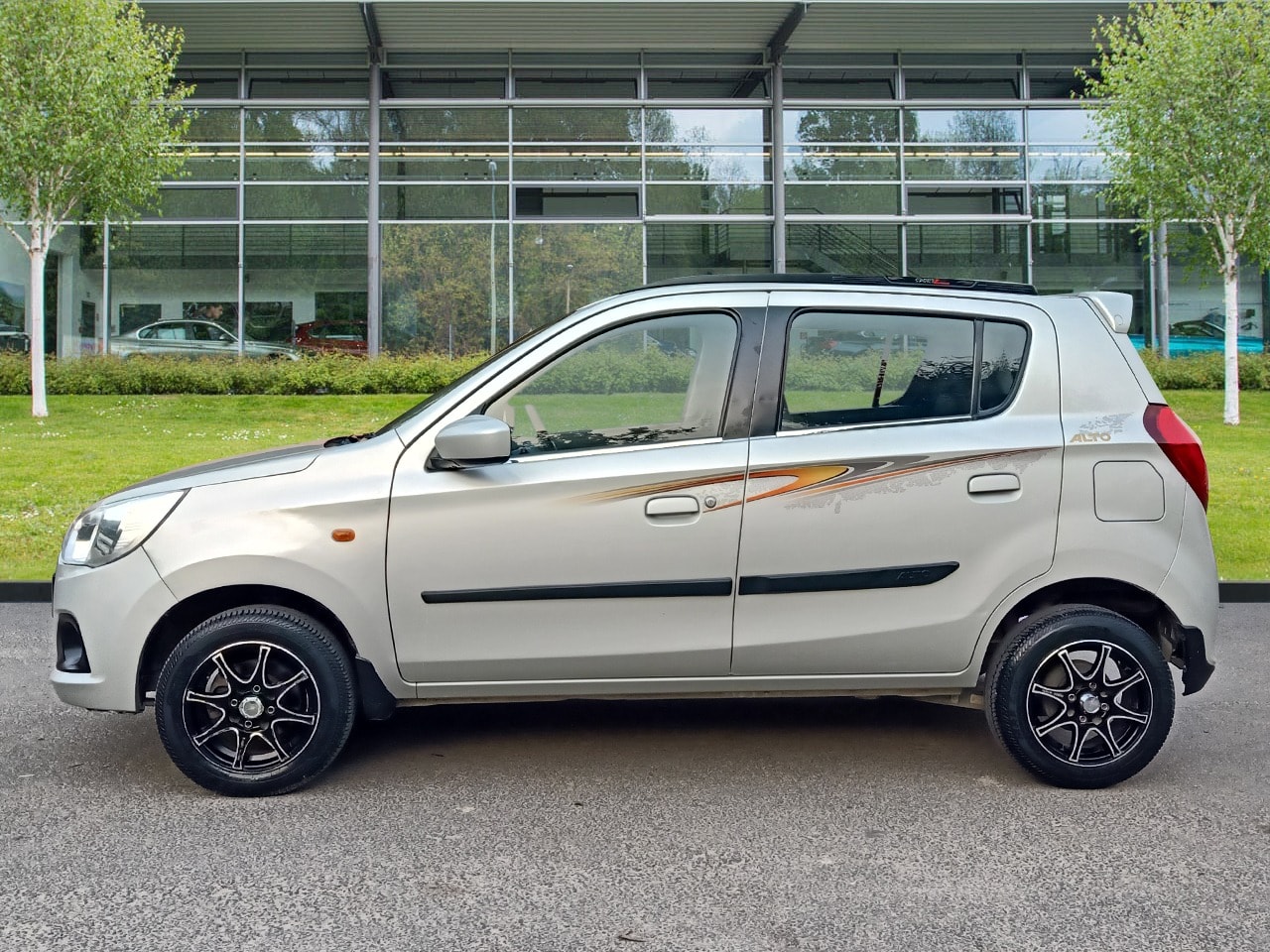 Alto K10 image 2 Alto K10 image 2