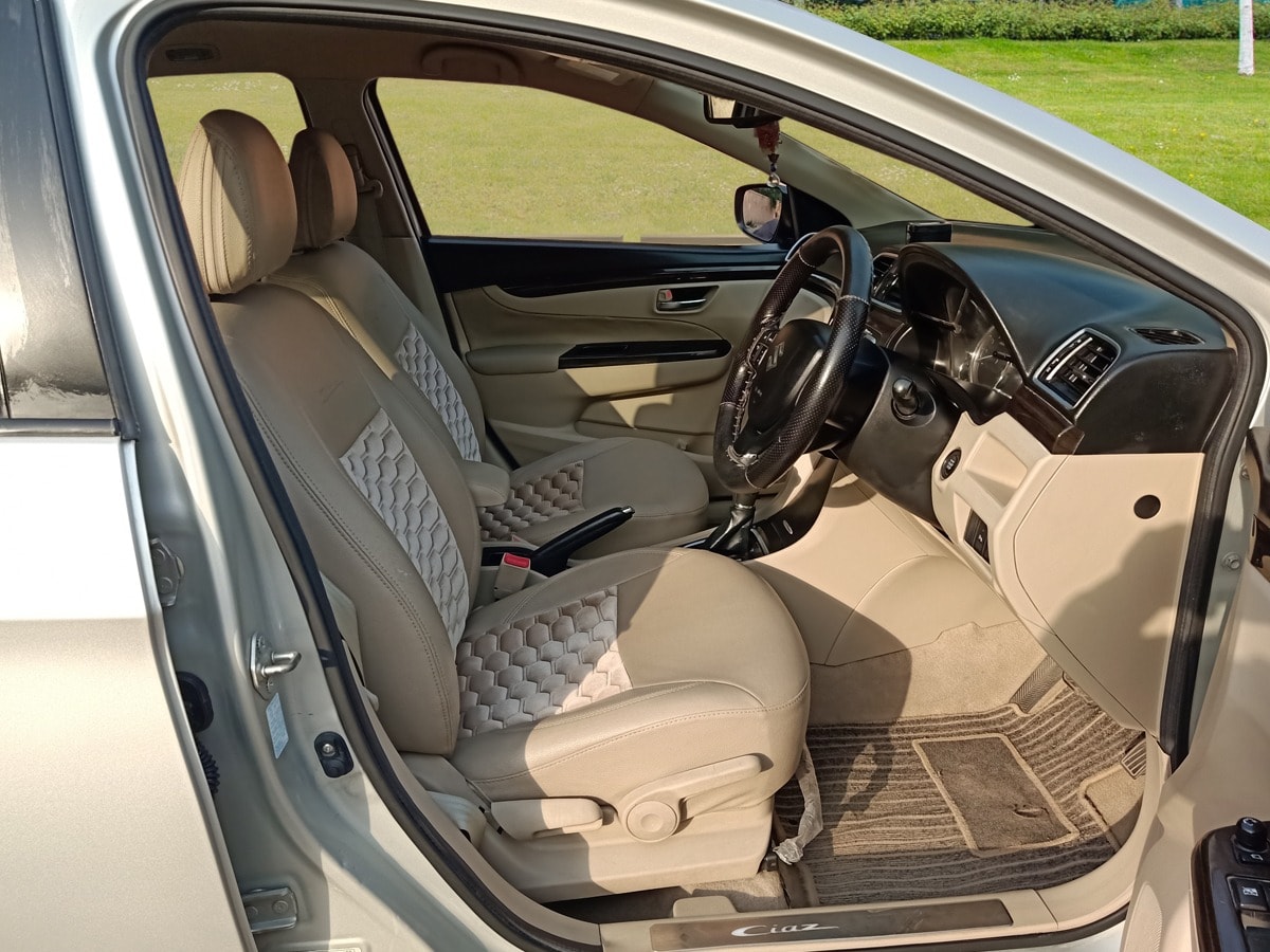 Ciaz image 16 Ciaz image 16