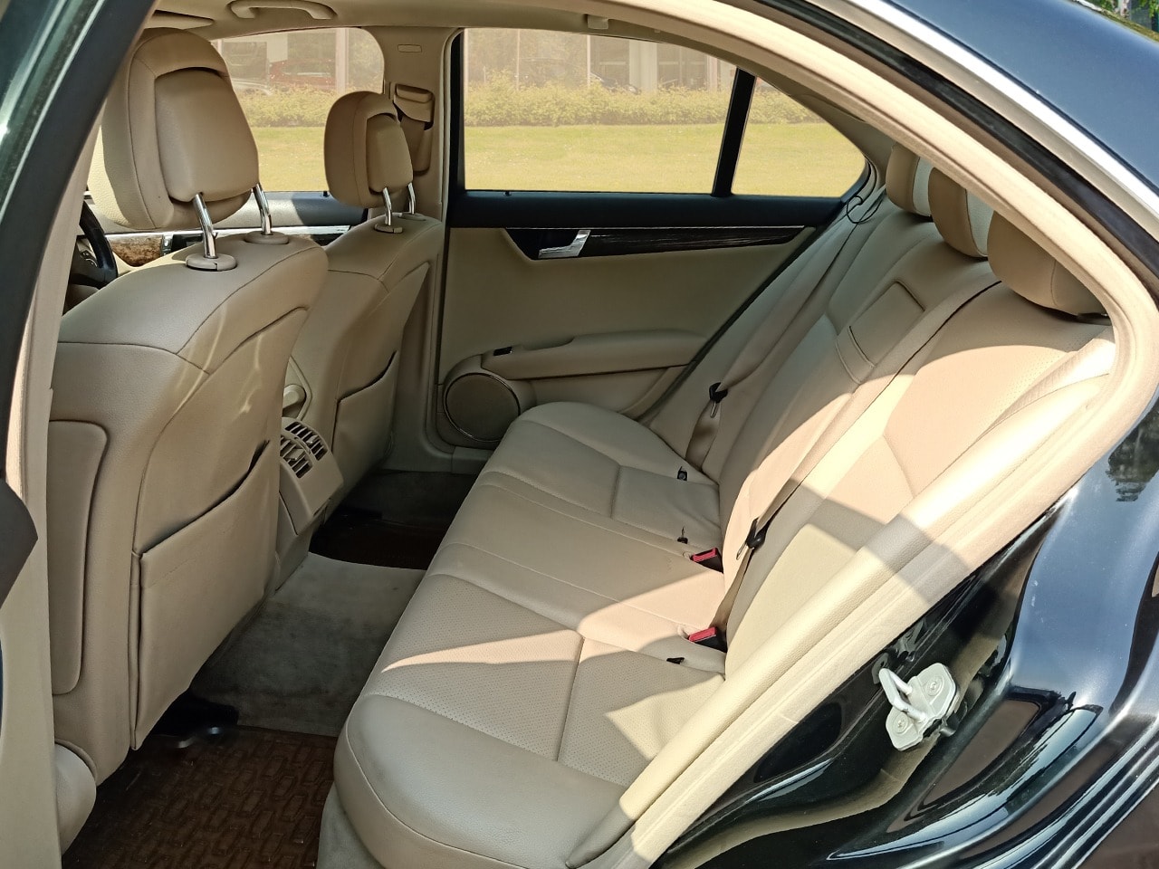 C-Class image 17 C-Class image 17