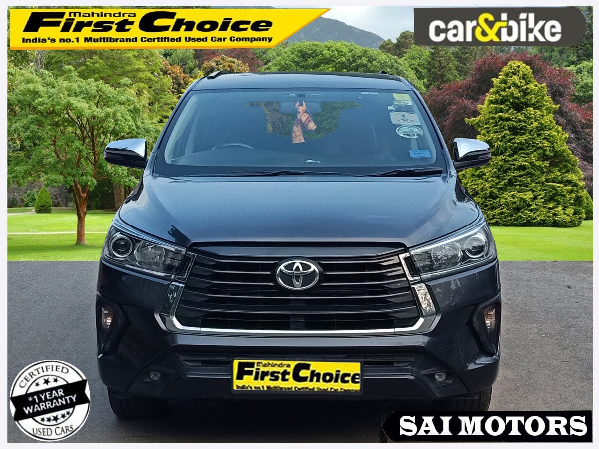 Innova Crysta image 1 Innova Crysta image 1