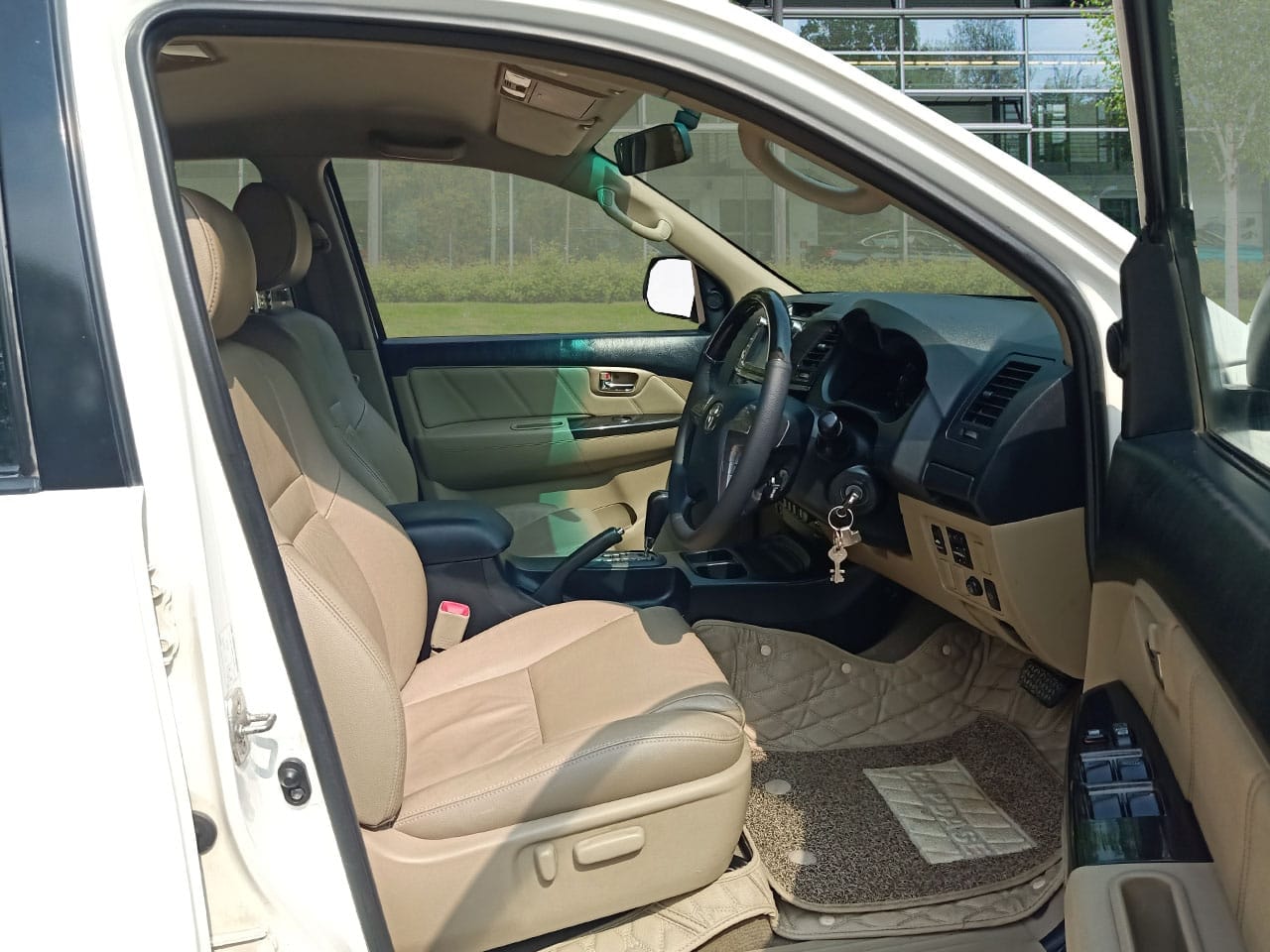 Fortuner image 16 Fortuner image 16