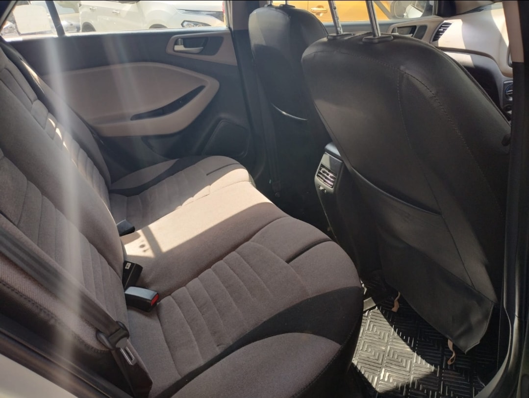 Elite i20 image 15 Elite i20 image 15