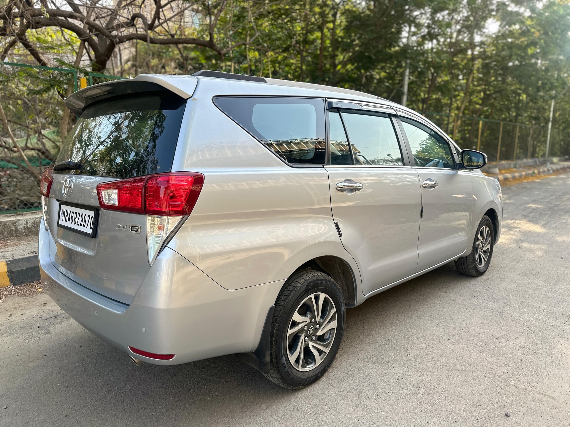 Innova Crysta image 4 Innova Crysta image 4