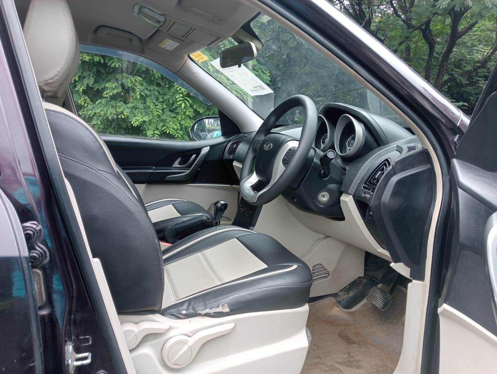 Used 2017 Mahindra XUV500 Used 2017 Mahindra XUV500