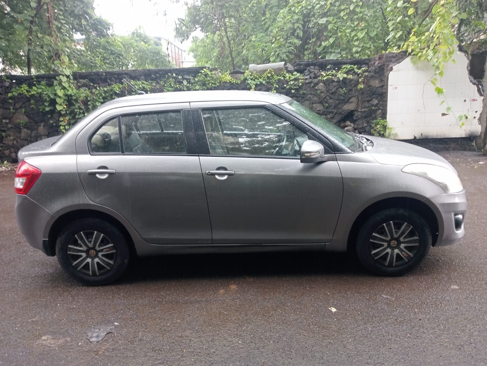 Used 2012 Maruti Suzuki Swift DZire Used 2012 Maruti Suzuki Swift DZire