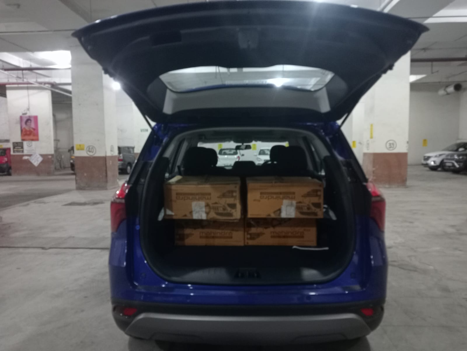 XUV700 image 9 XUV700 image 9