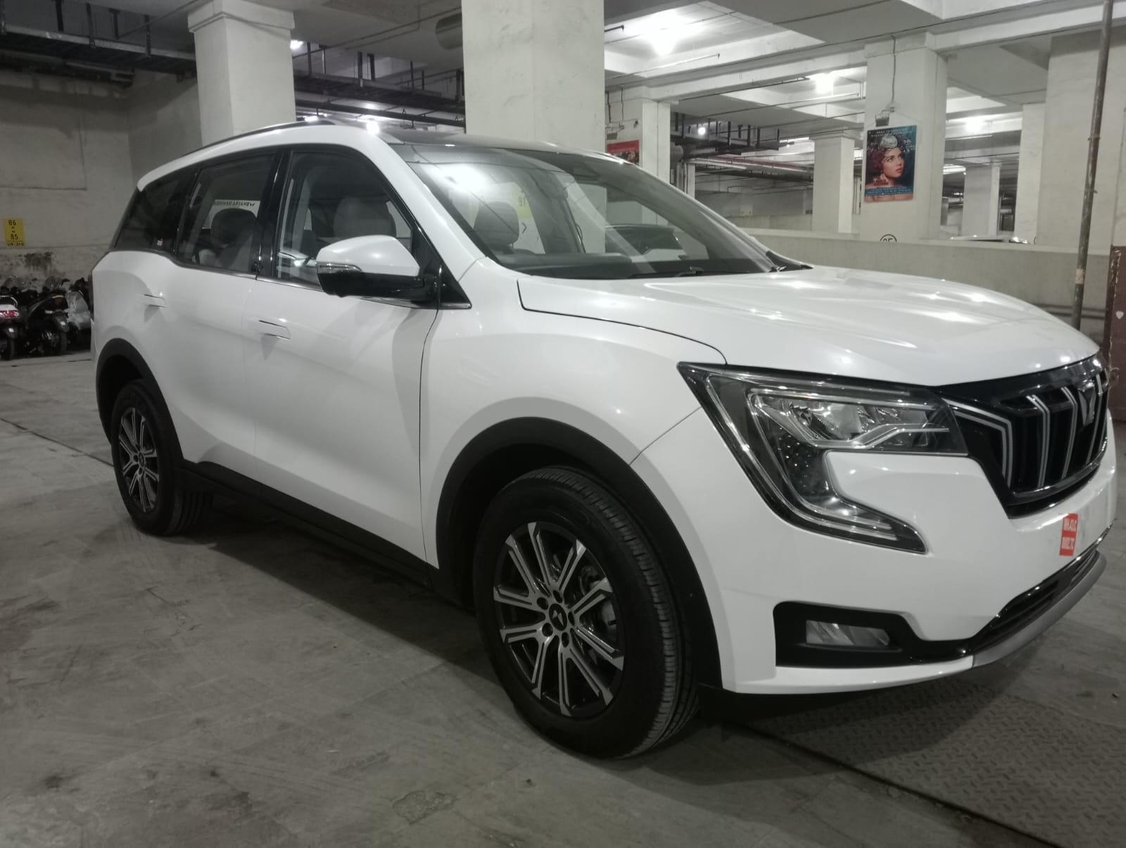 Used 2024 Mahindra XUV700 Used 2024 Mahindra XUV700