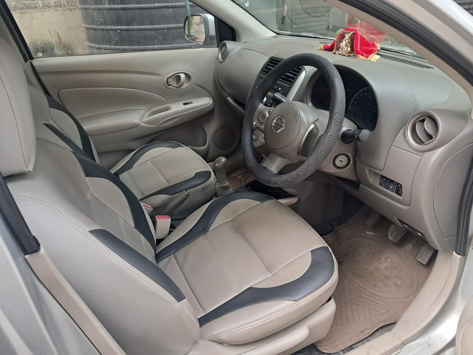 Used 2015 Nissan Sunny Used 2015 Nissan Sunny