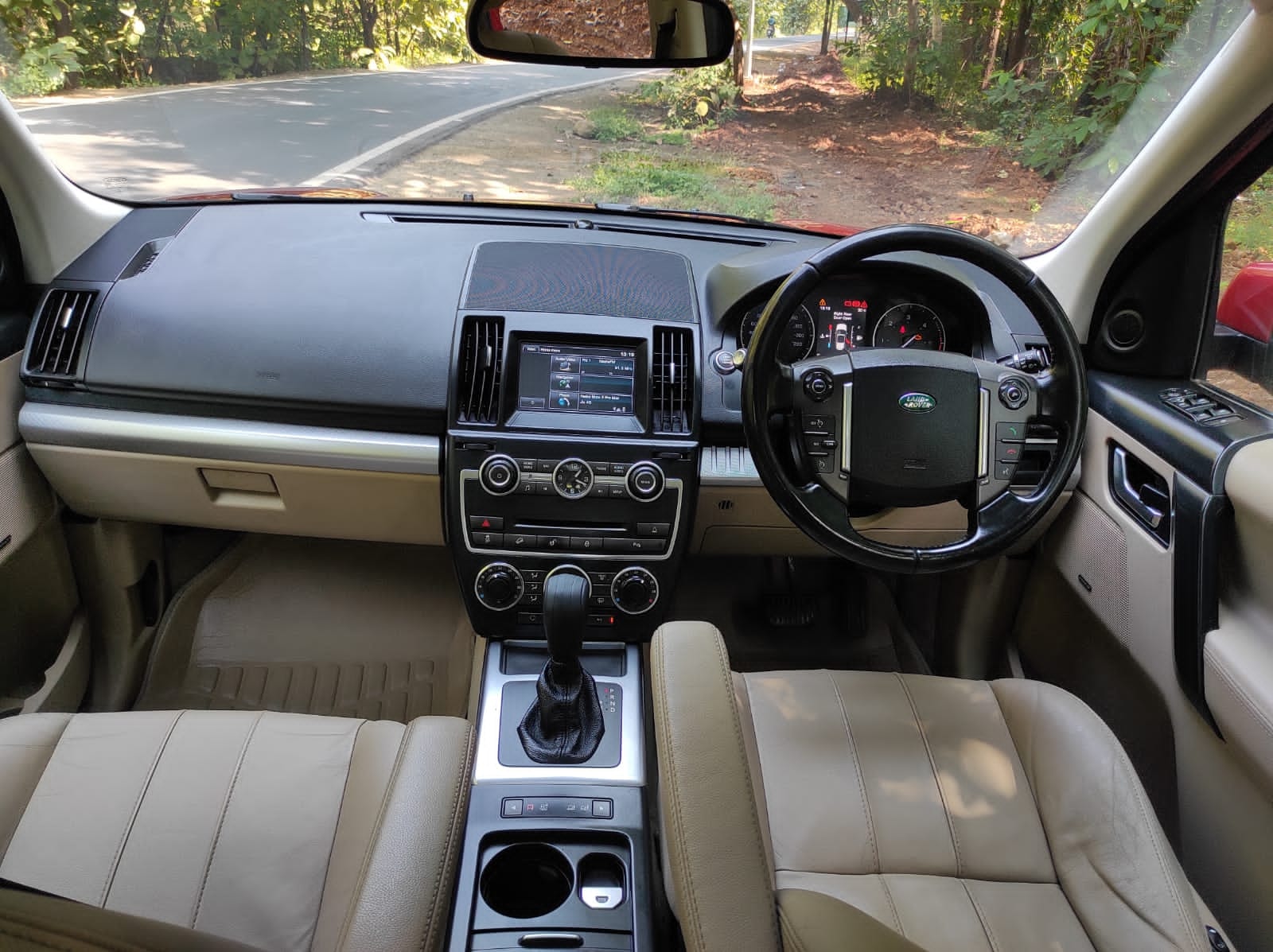 Freelander 2 image 13 Freelander 2 image 13