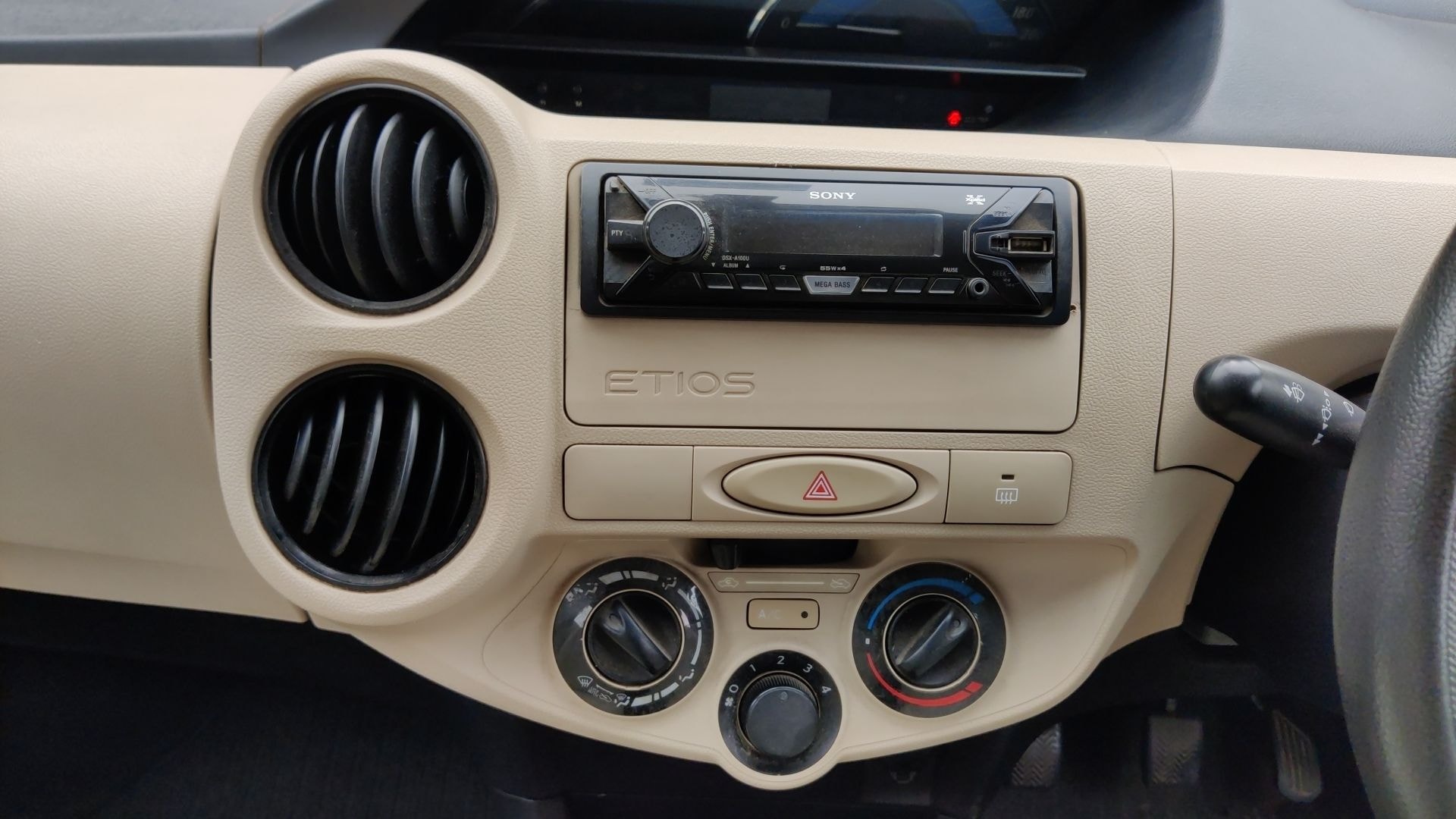 Etios Liva image 16 Etios Liva image 16