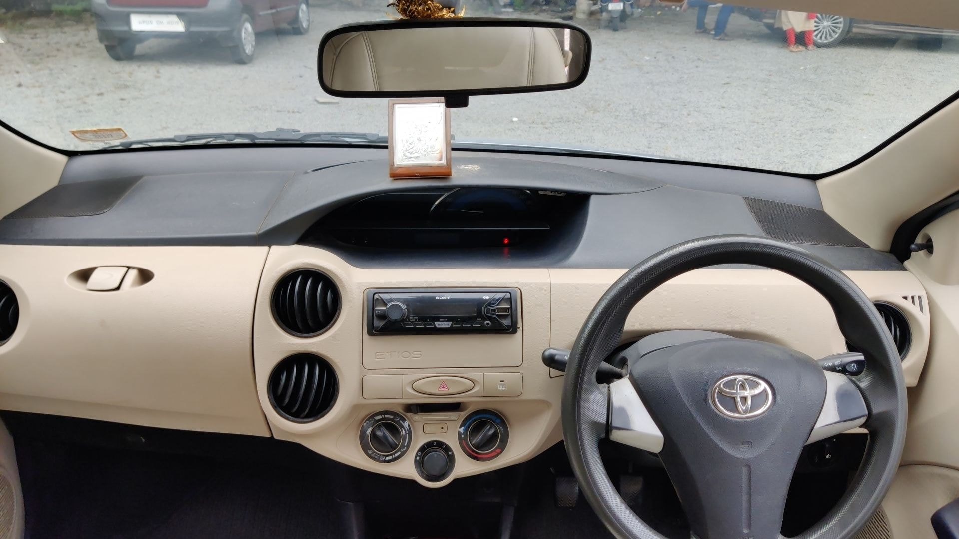 Etios Liva image 14 Etios Liva image 14