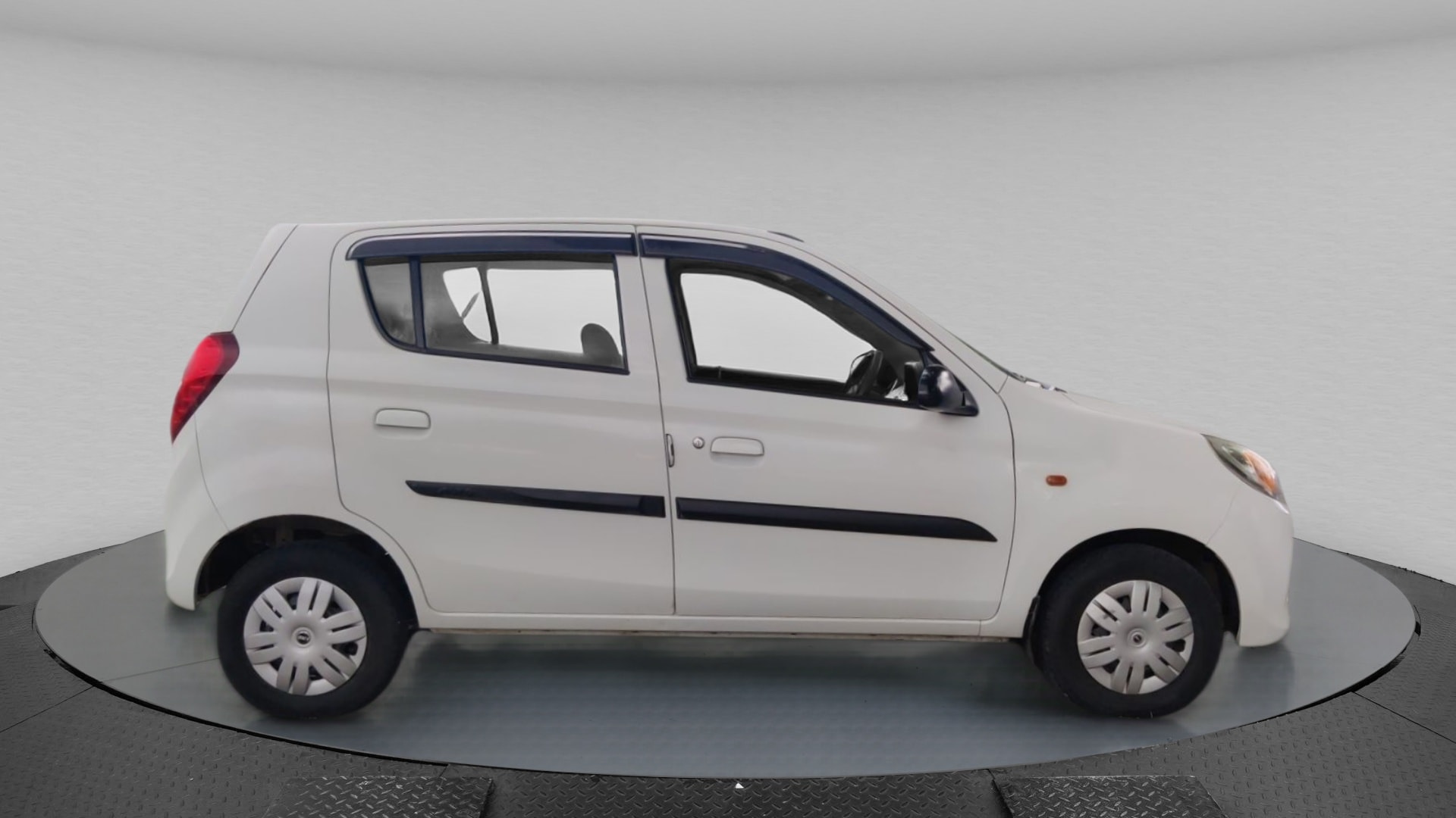 Alto 800 image 7 Alto 800 image 7