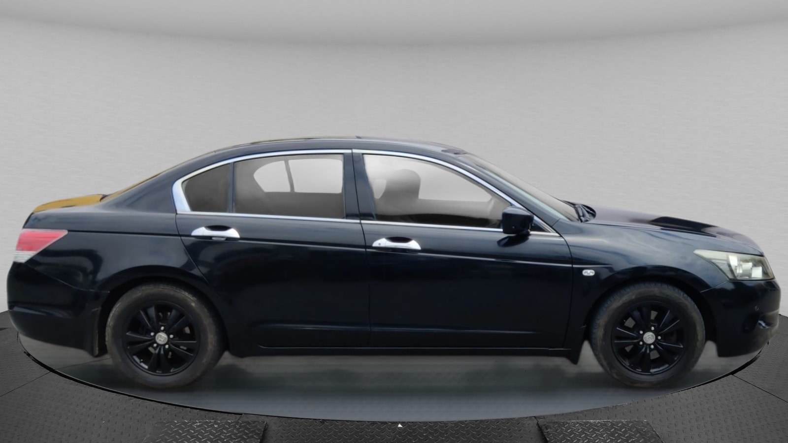 Accord image 7 Accord image 7