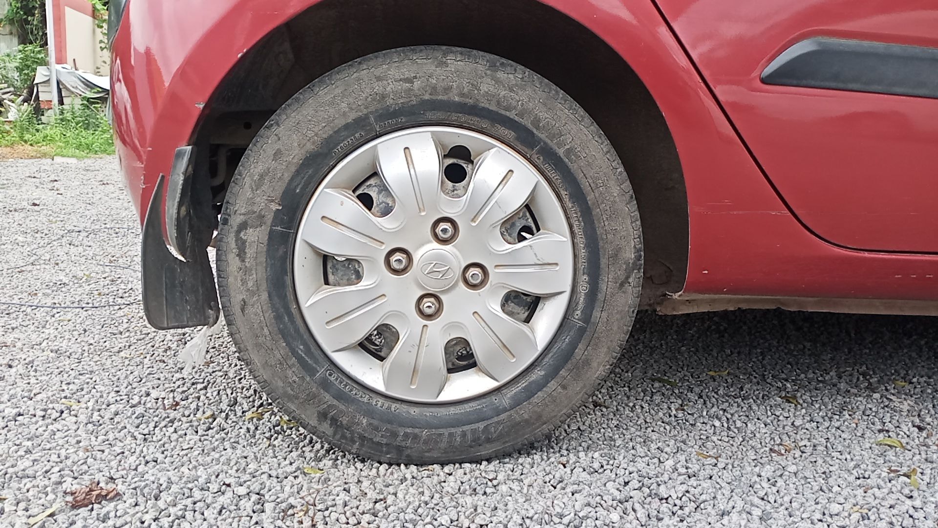 i10 image 11 i10 image 11