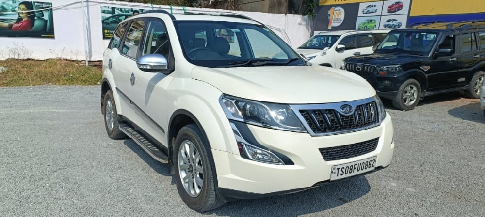 XUV500 image 1 XUV500 image 1