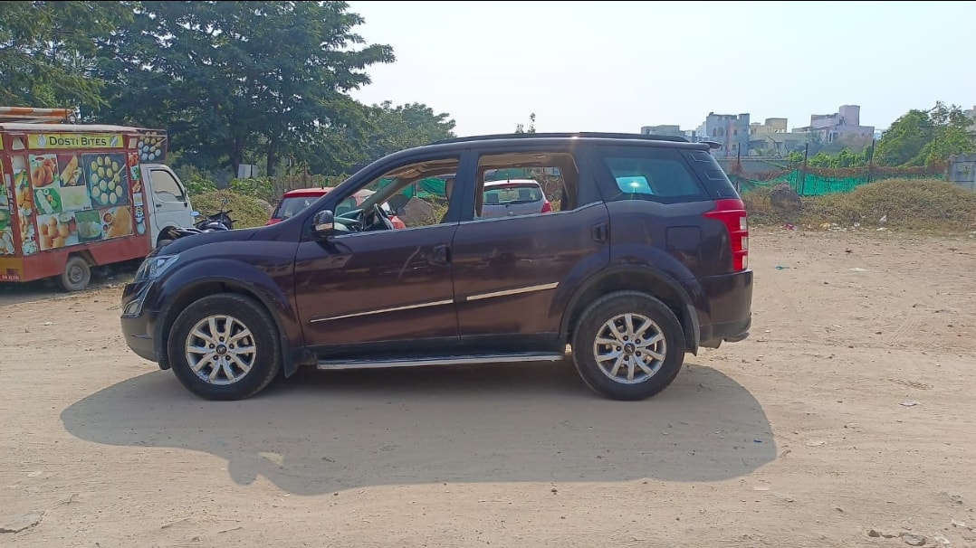 XUV500 image 1 XUV500 image 1