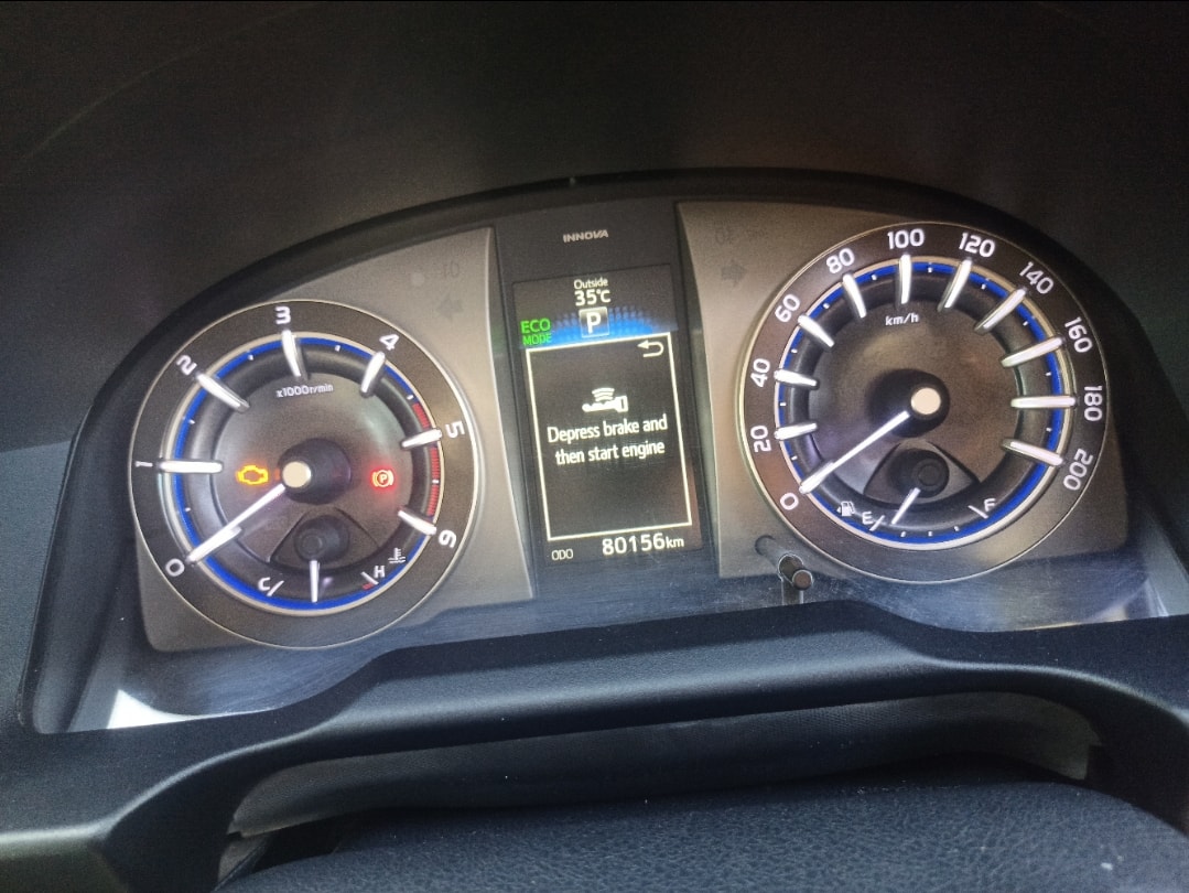 Innova Crysta image 10 Innova Crysta image 10