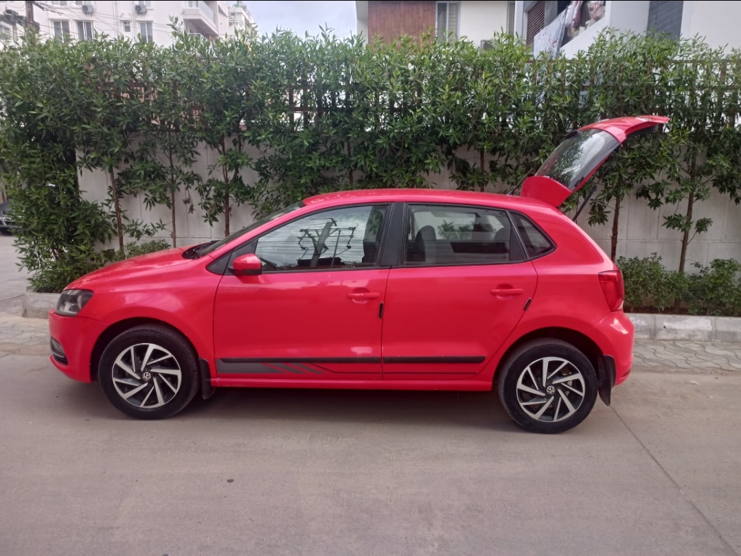 Polo image 9 Polo image 9