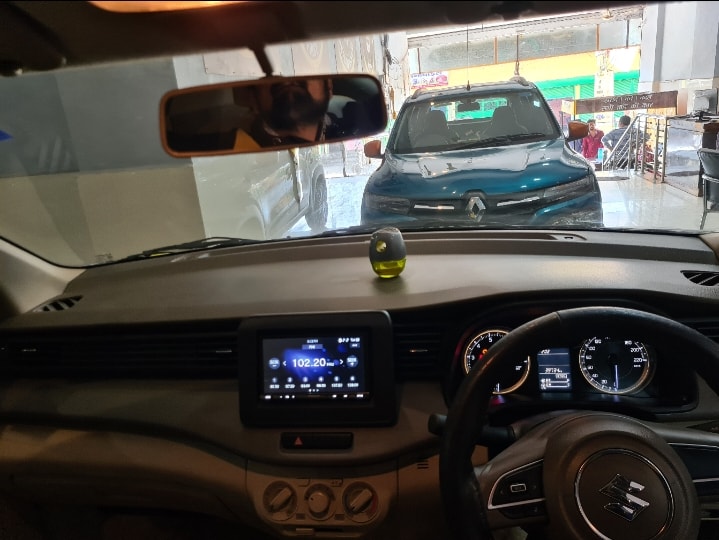 Ertiga image 10 Ertiga image 10