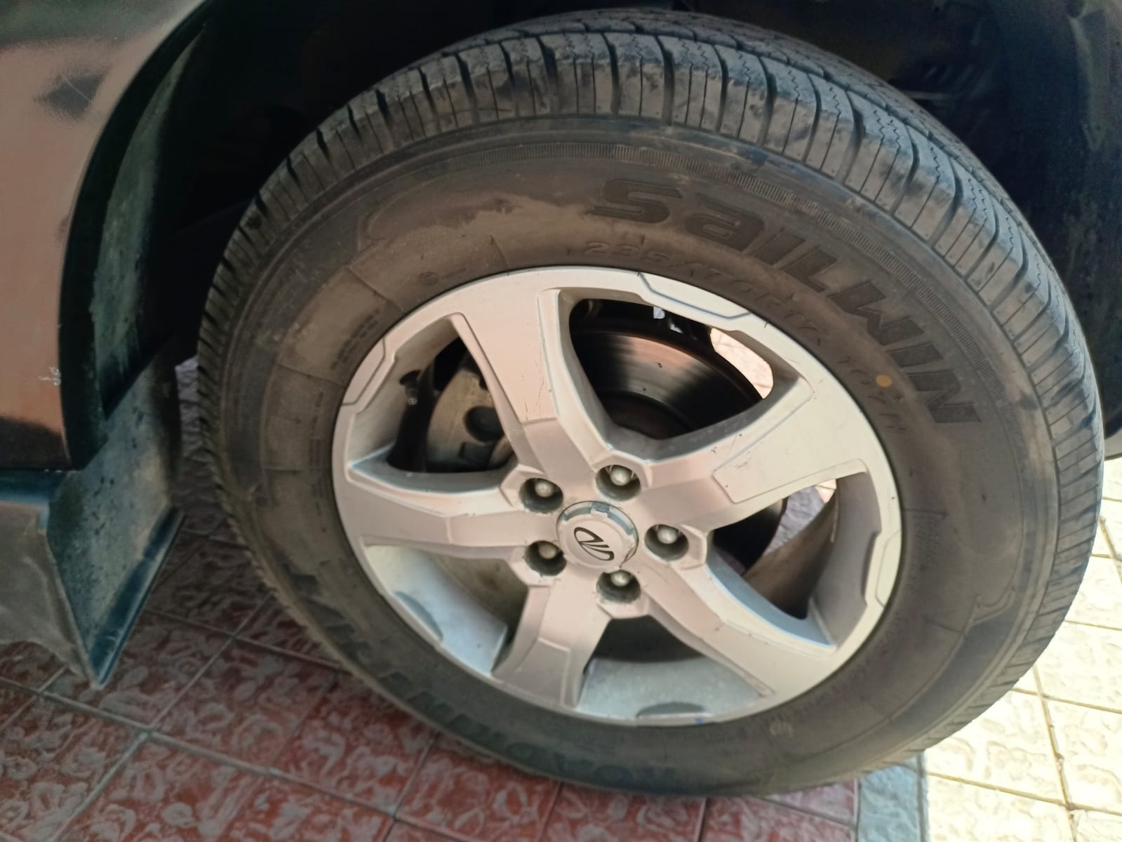 Scorpio image 16 Scorpio image 16