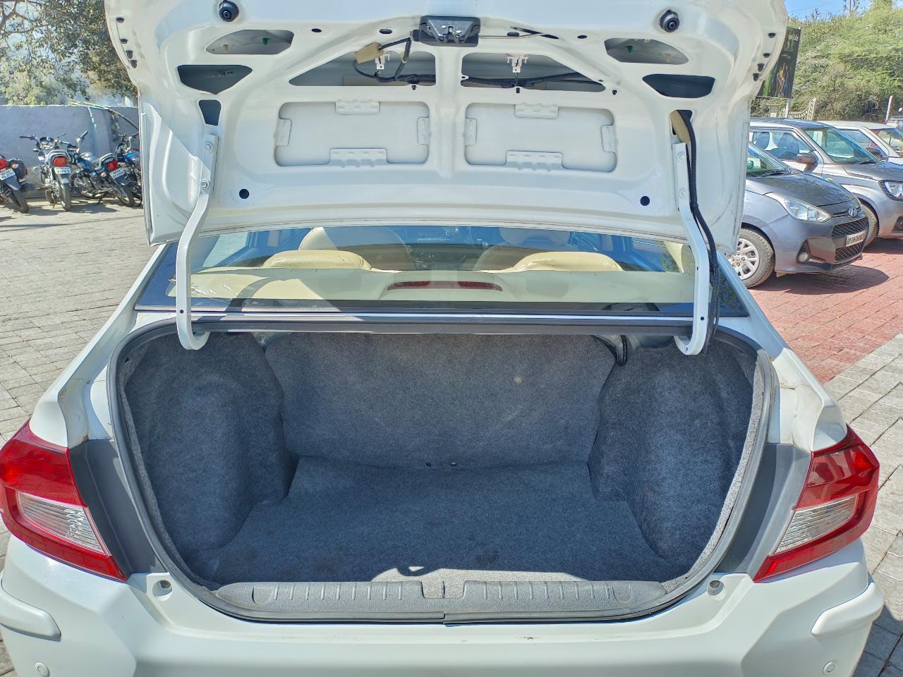 Amaze image 5 Amaze image 5