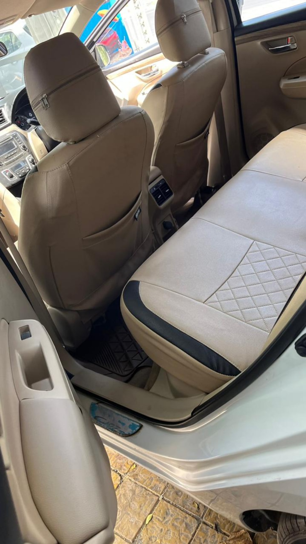 Ciaz image 15 Ciaz image 15