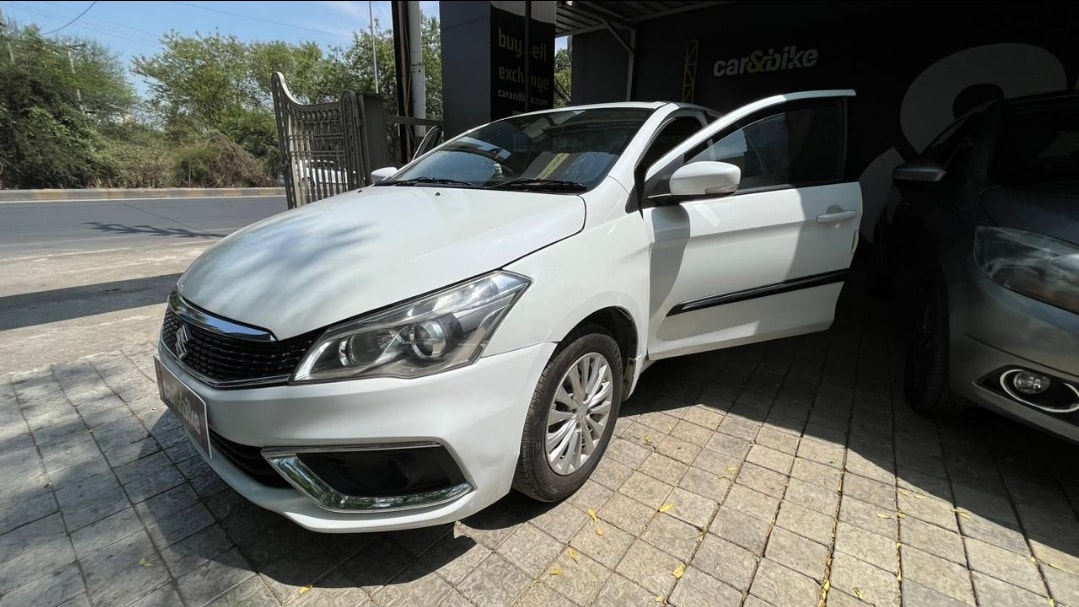 Ciaz image 4 Ciaz image 4