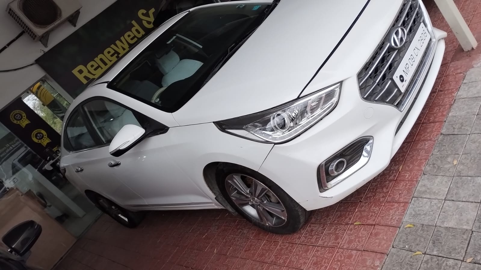 Verna image 7 Verna image 7