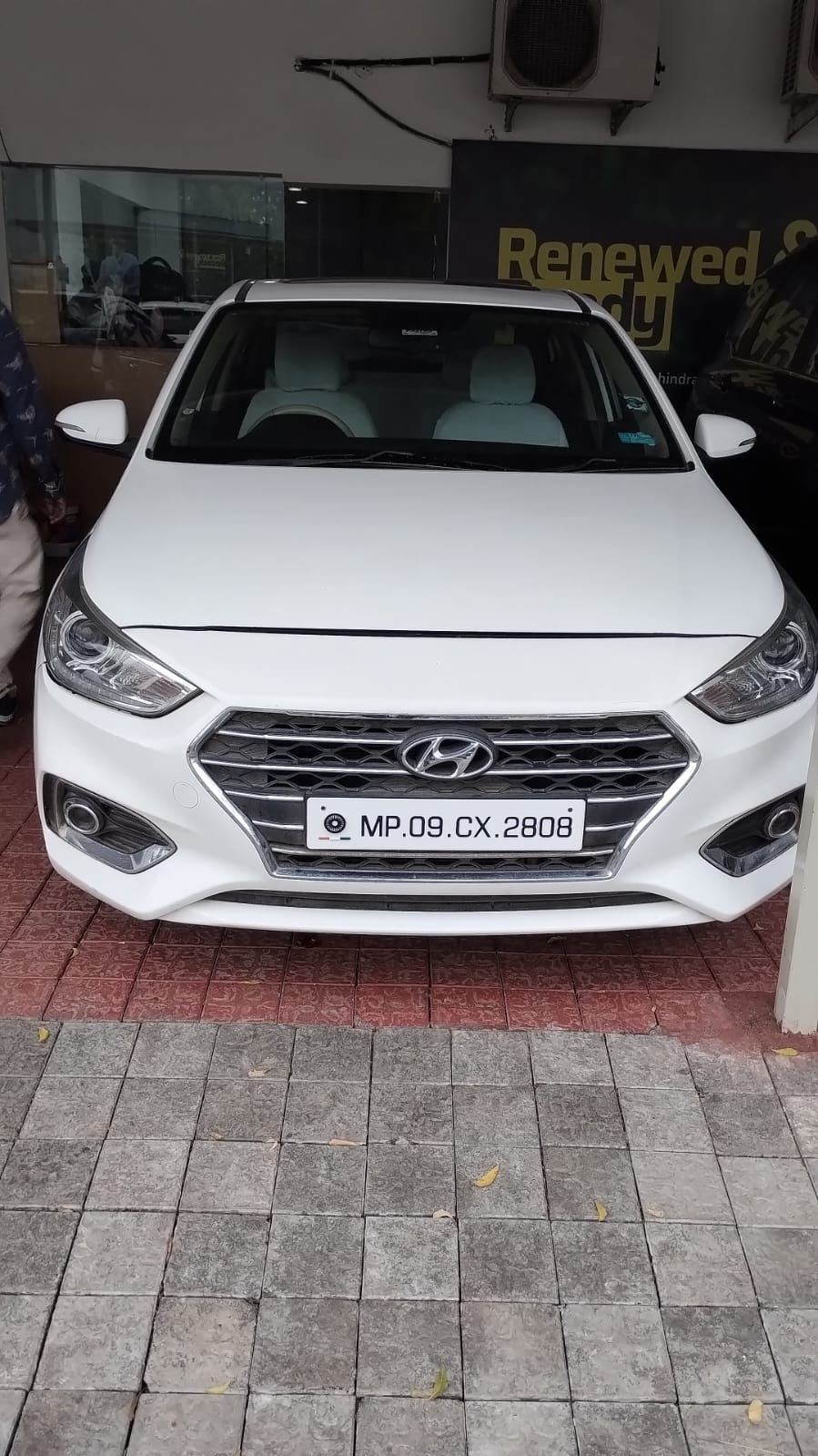 Verna image 8 Verna image 8