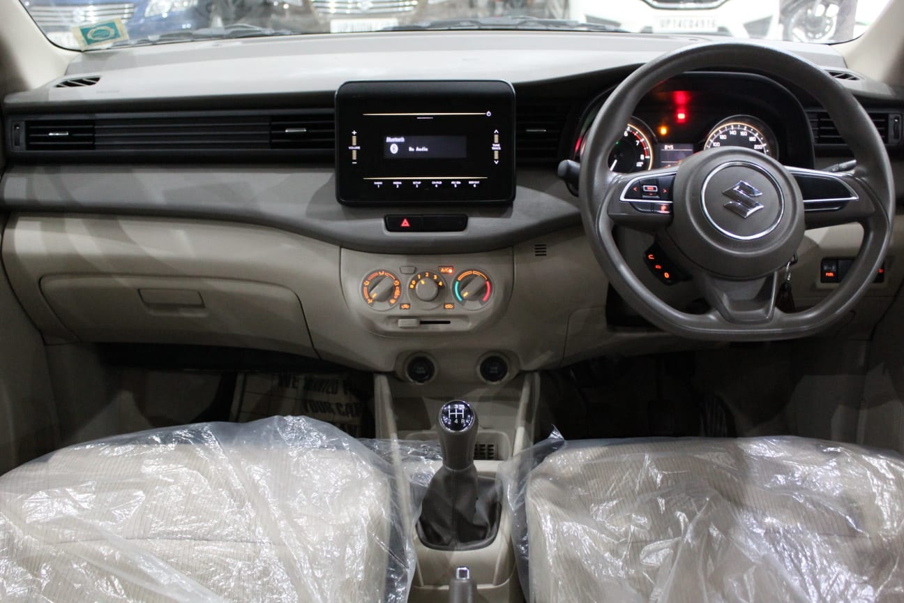 Ertiga image 13 Ertiga image 13