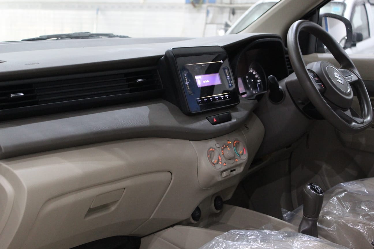 Ertiga image 4 Ertiga image 4