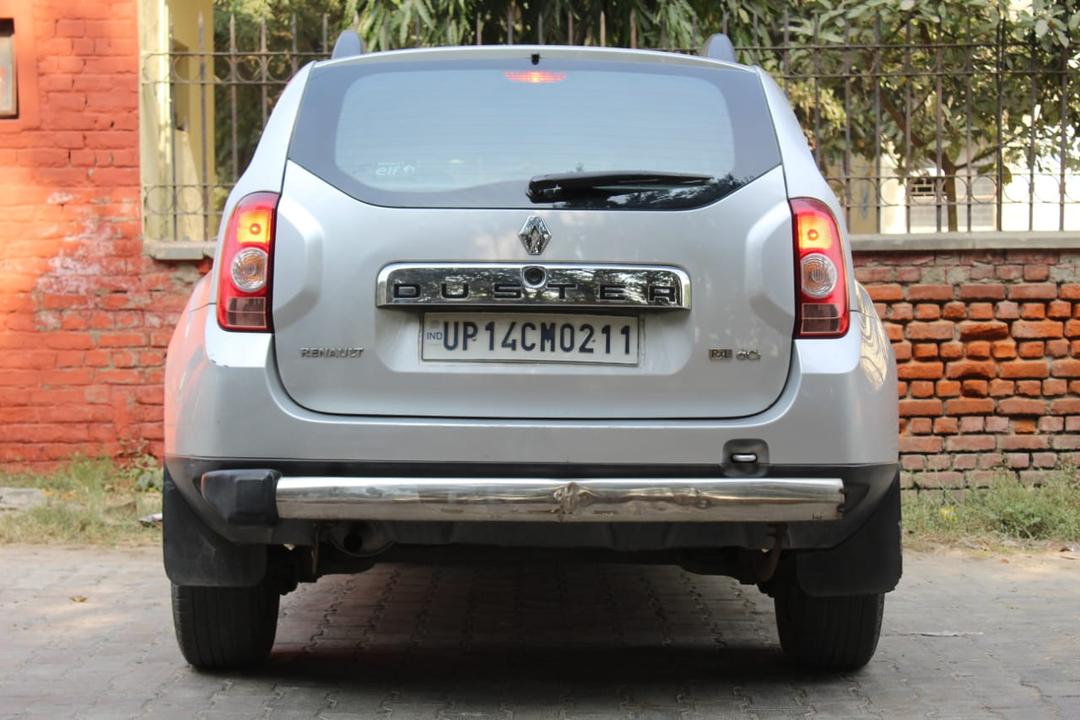 2014 Renault Duster RxL Diesel 110 PS AWD Rear View 