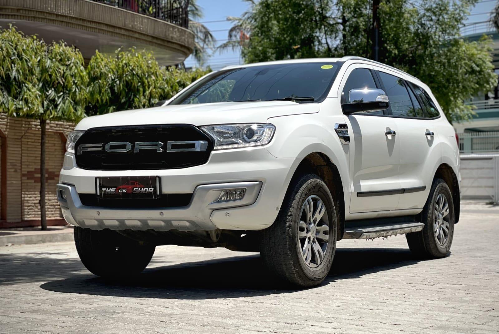 Used 2018 Ford Endeavour 3.2L AWD AT Titanium for sale