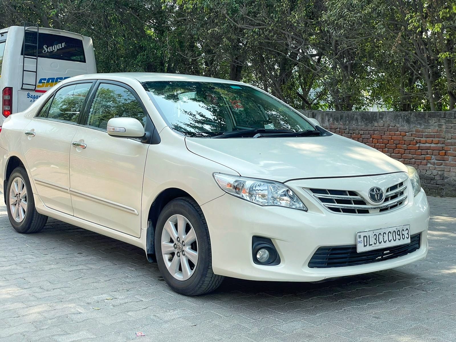 Corolla Altis image 7 Corolla Altis image 7