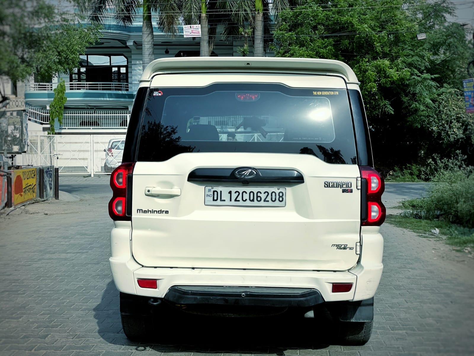 Scorpio image 3 Scorpio image 3