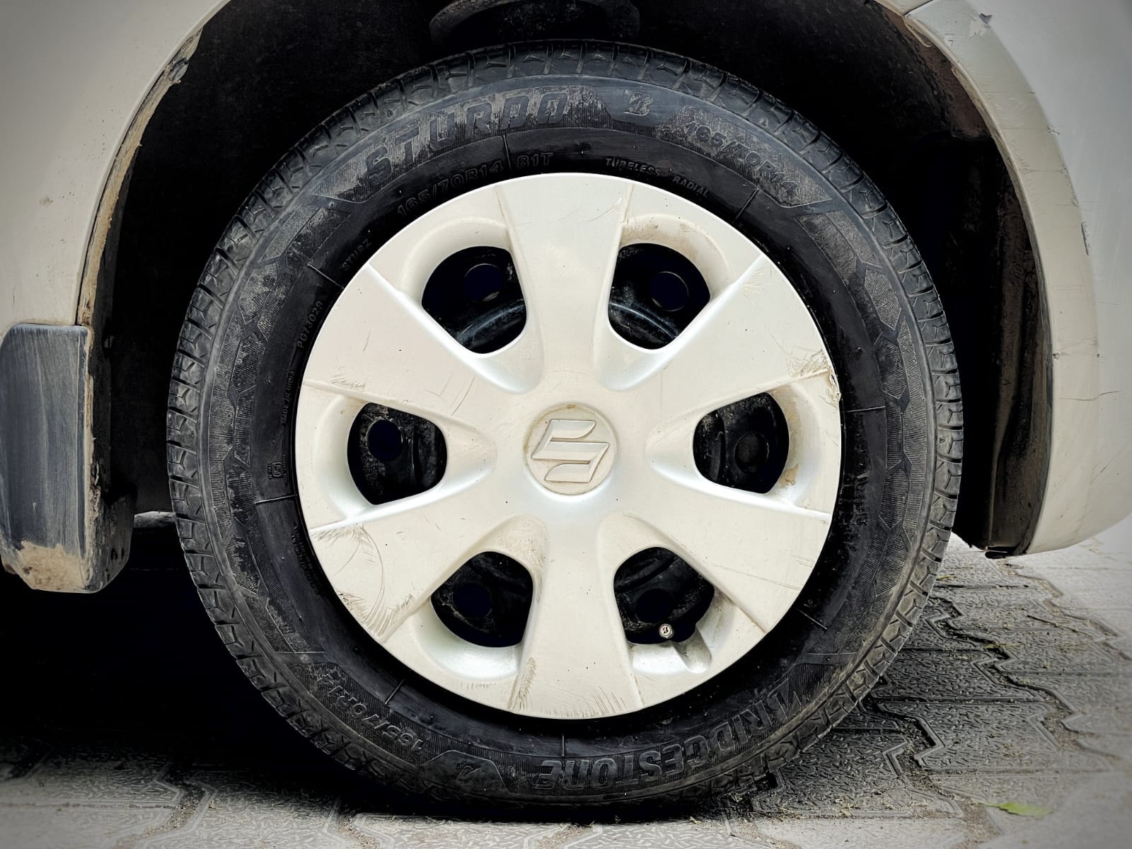 Ritz image 7 Ritz image 7