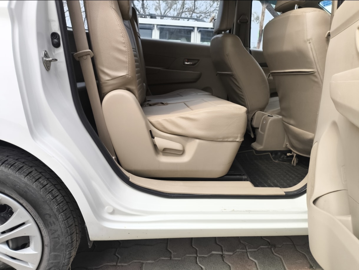 Ertiga image 17 Ertiga image 17