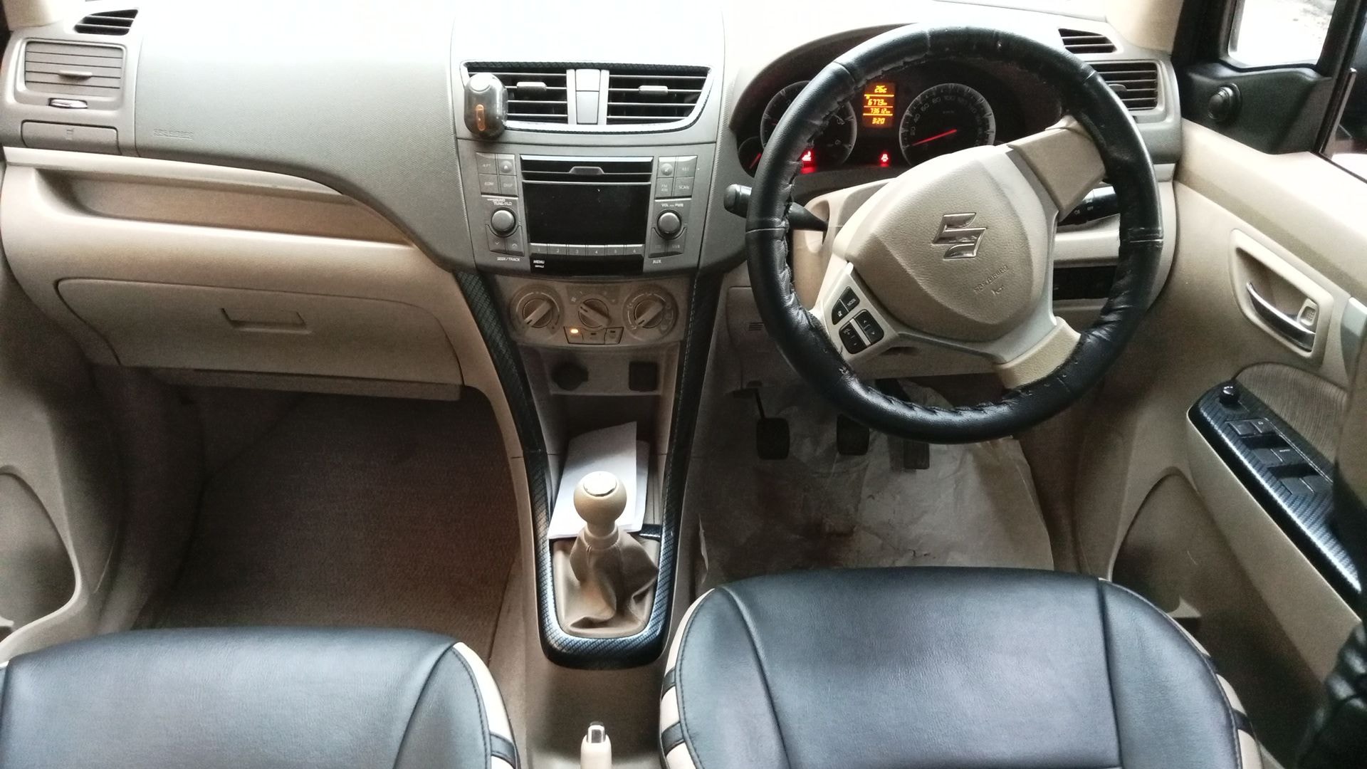 Ertiga image 14 Ertiga image 14