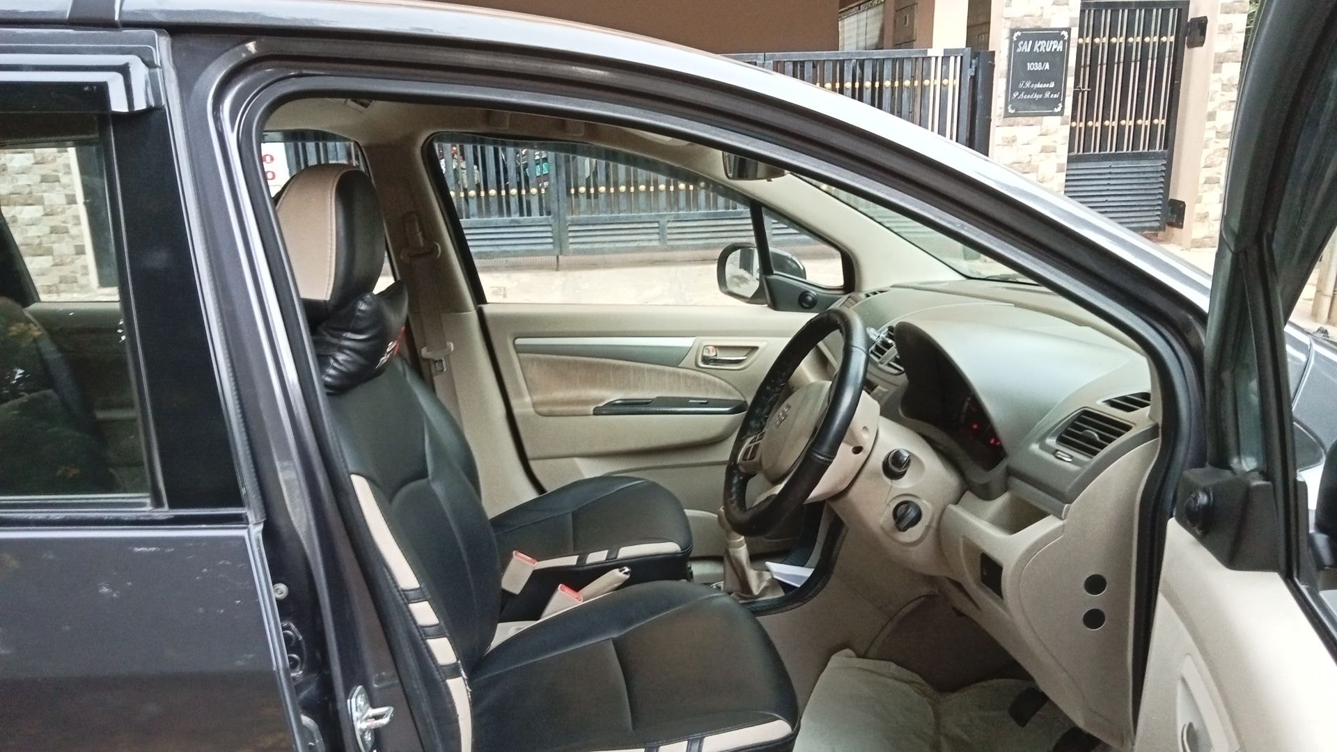 Ertiga image 18 Ertiga image 18