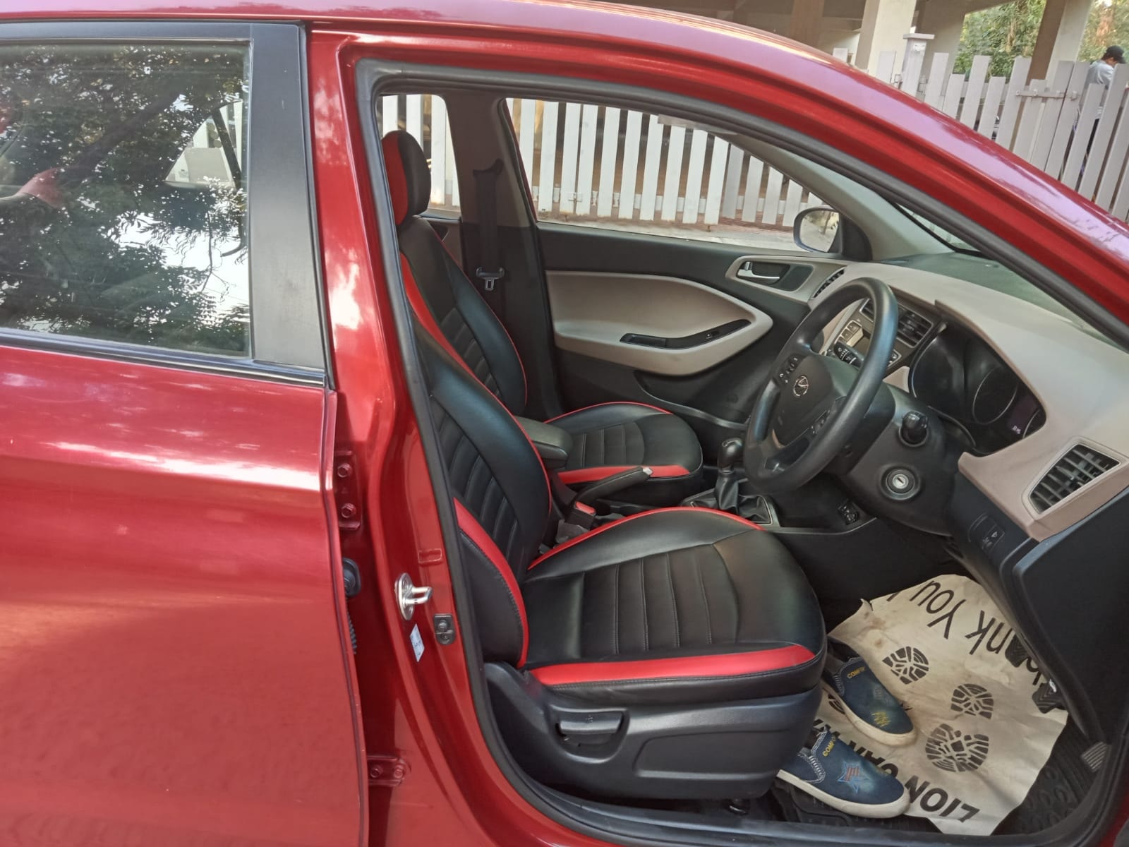 Elite i20 image 13 Elite i20 image 13